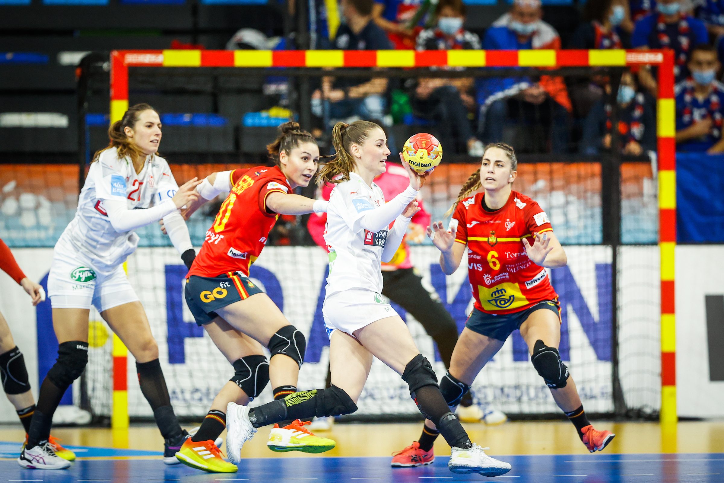 Five selections are going with Joma to the Women's Handball World  Championship 2023 - Joma World